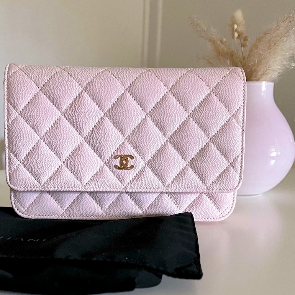 CHANEL 22P Pink Quilted Caviar Leather WOC Wallet on Chain Flap Bag